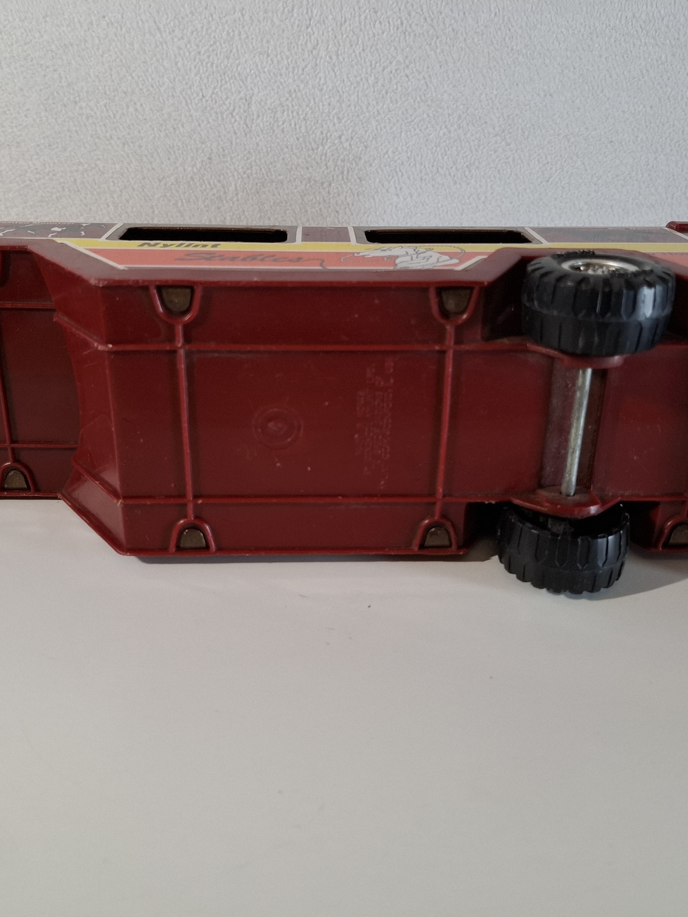 Nylint Vintage 90s Metal Red Kids Stable Trailer Toy - Picture 9 of 12